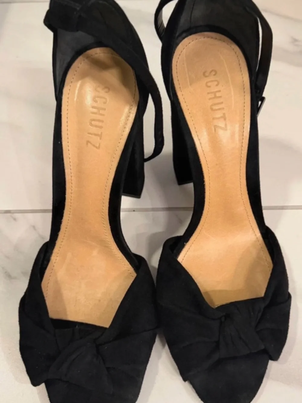 SCHUTZ sophisticated black